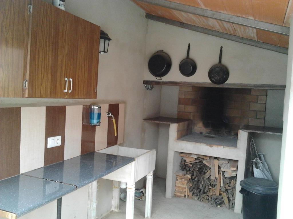 Los Aladros La Puebla De Valverde Exteriör bild